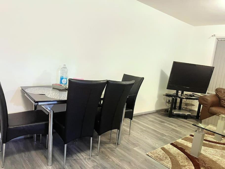 Lovely 3 Bed Ground Floor Apartment Near Qe Hospital Harborne Birmingham New Ngoại thất bức ảnh